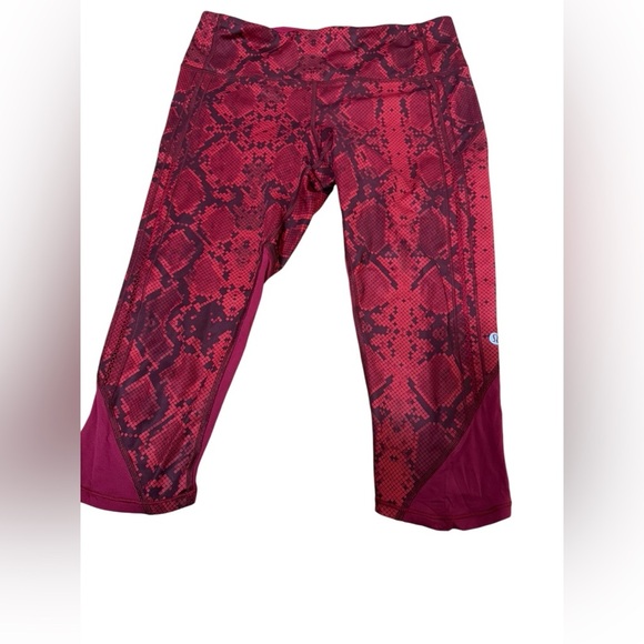 lululemon athletica Other - Lululemon women Capri activewear 16” waist 25” length